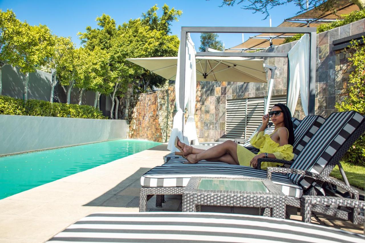 Seven Villa Hotel & Spa Johannesburg Exterior photo The pool at the Cape of Good Hope
