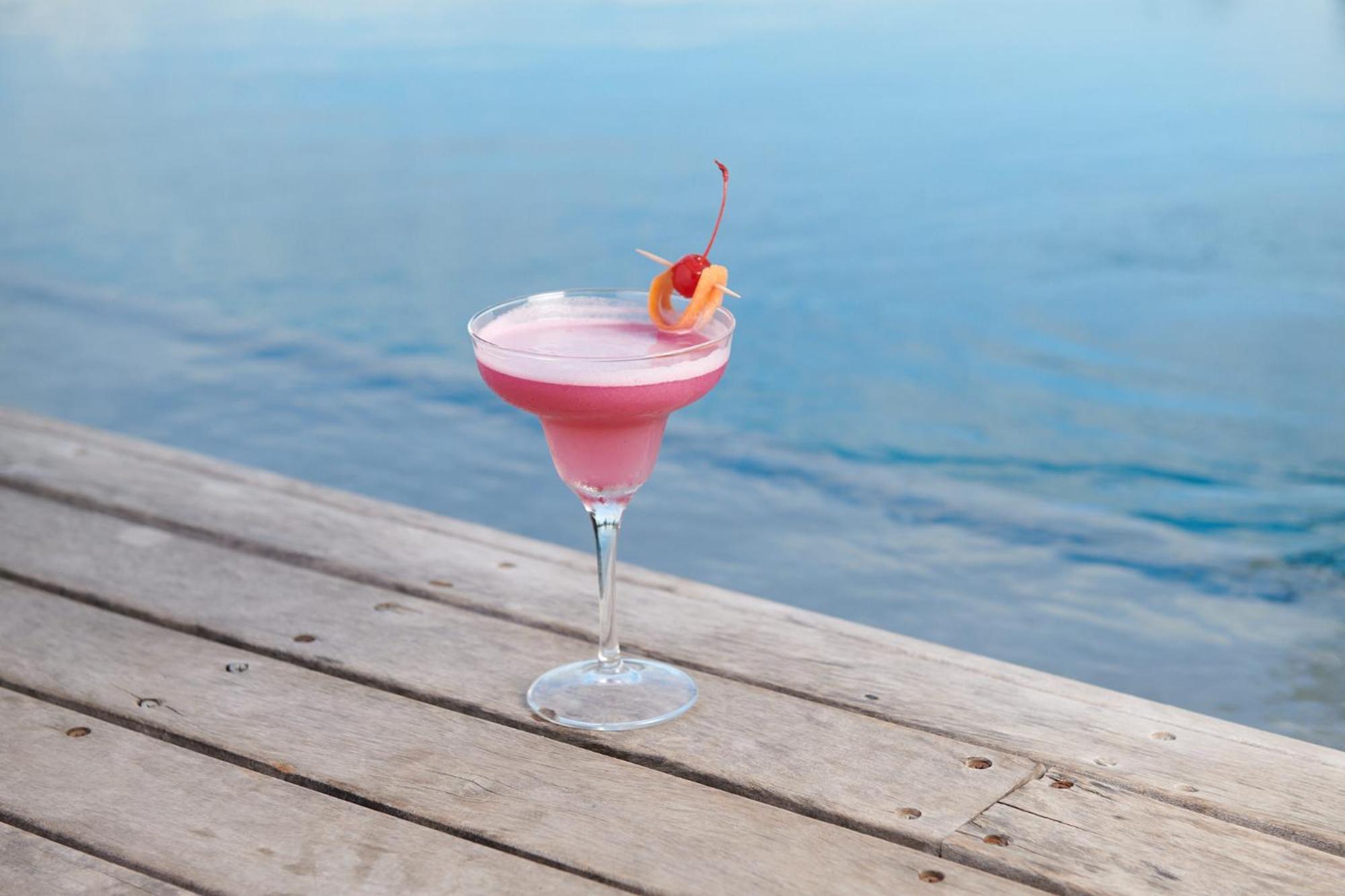Seven Villa Hotel & Spa Johannesburg Exterior photo A strawberry daiquiri